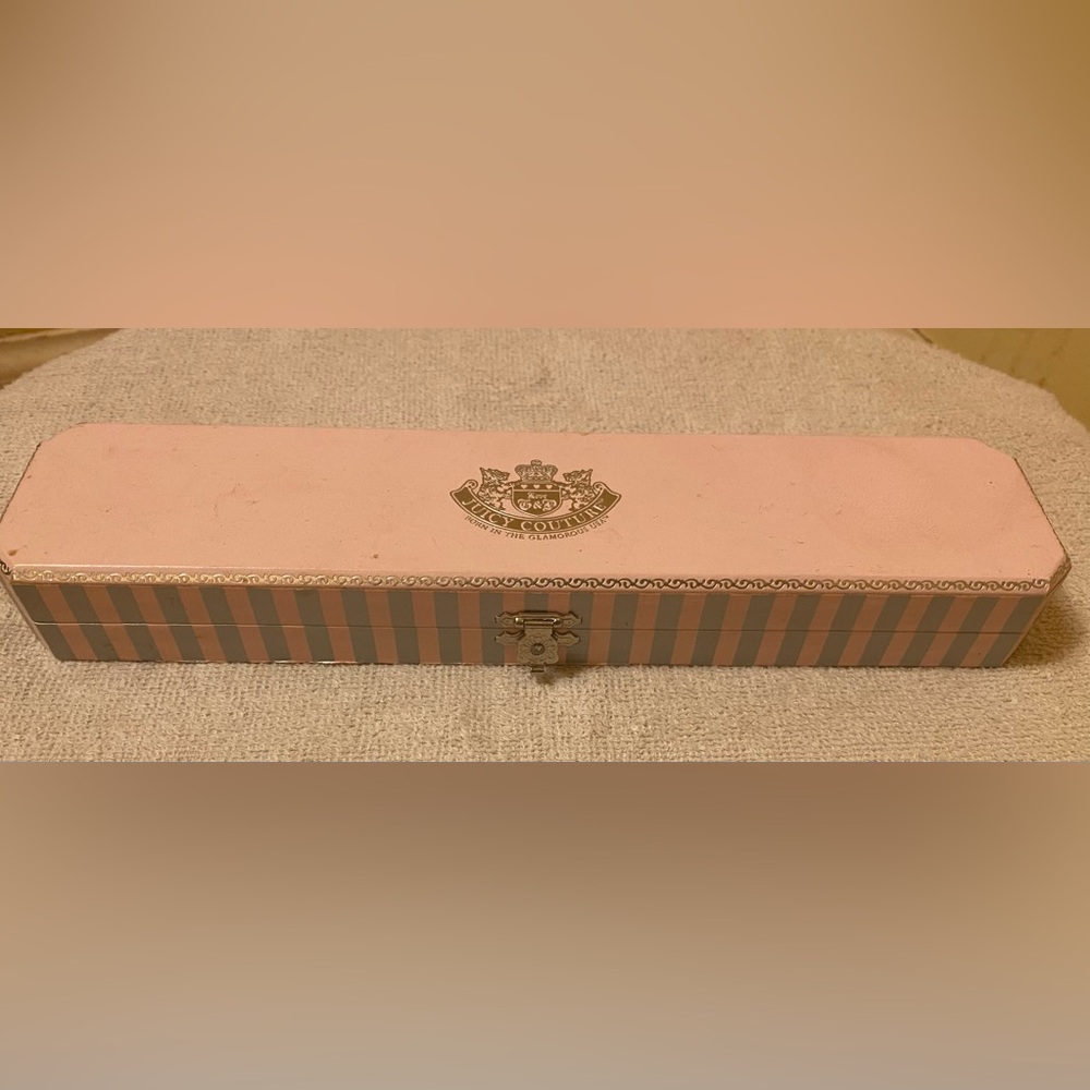 Juicy Couture Starter Bracelet Siver - Jewelry Box Included